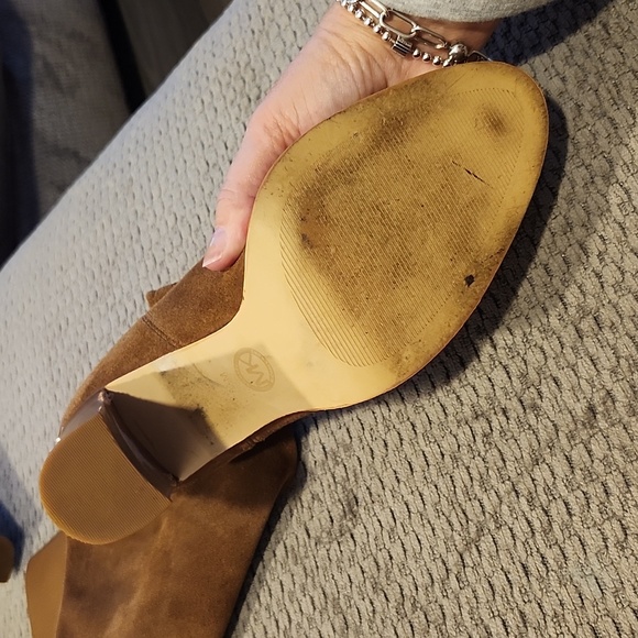 Michael kors suede/leather high boots, size 8 & 1/2. - Picture 10 of 16